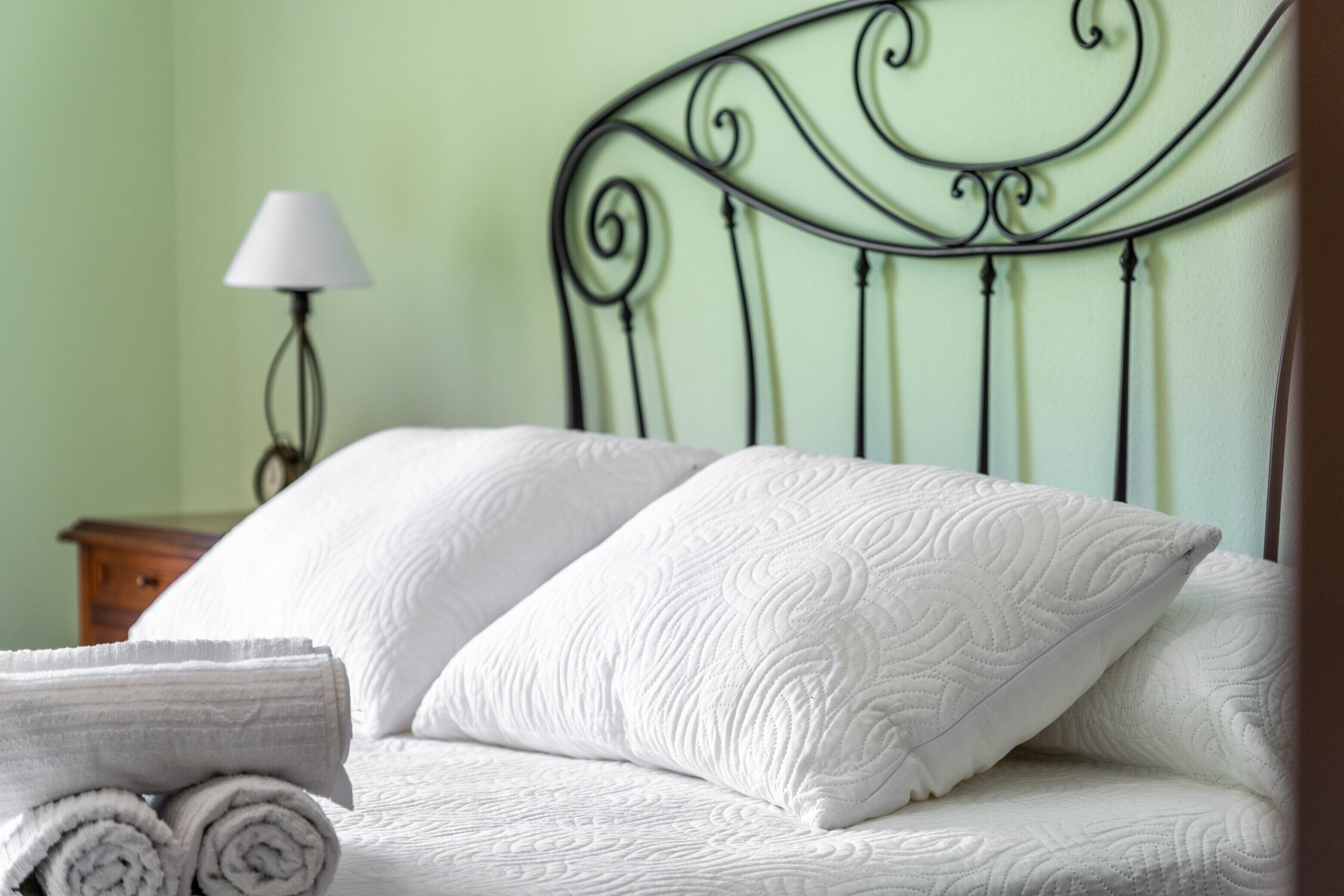 3 dormitoris, planxa i posts de planxar, wifi gratuïta i roba de llit 