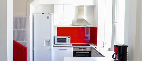 Fridge, microwave, oven, dishwasher