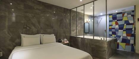 VIP | Desk, WiFi (free), individually decorated, individually furnished