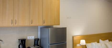 Apartment, Accessible, Smoking