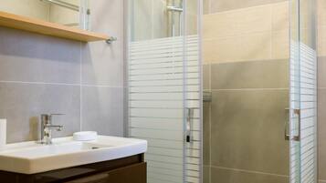 Apartment, Smoking | 2 bedrooms