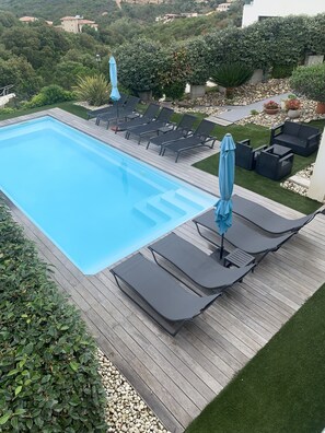 Piscine extérieure