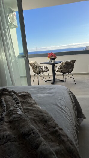 1 bedroom, in-room safe, free WiFi, bed sheets