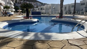 Piscina a l'aire lliure