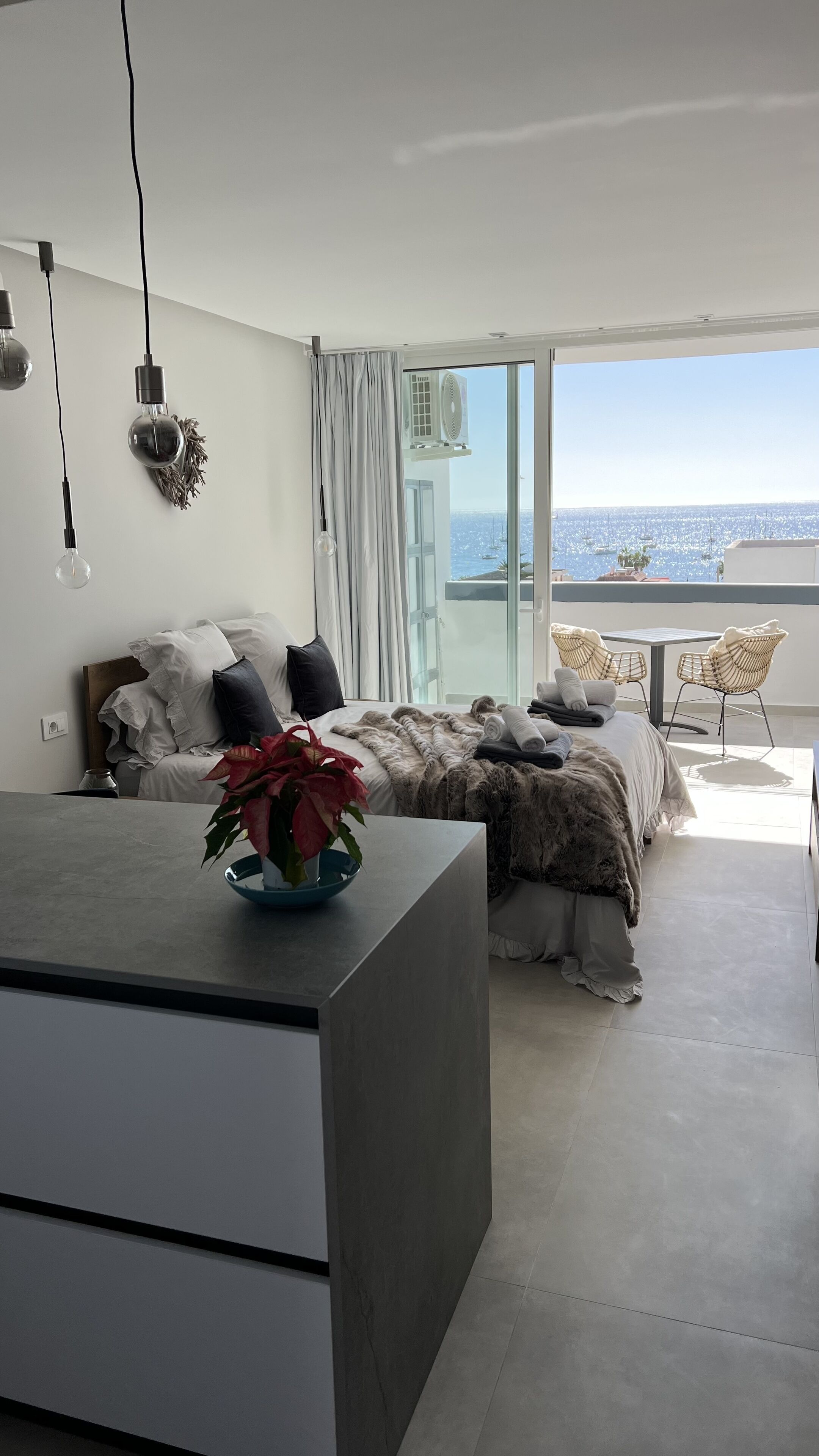 1 bedroom, in-room safe, free WiFi, bed sheets