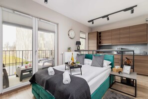 Iron/ironing board, travel crib, WiFi, bed sheets - Rakowicka 22D |Elegant Studio | Remote Work (Kraków)