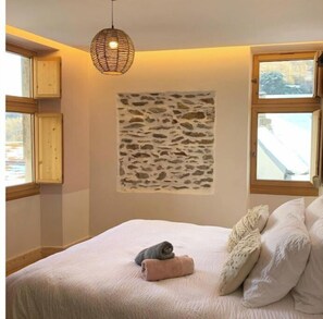 2 chambres, bureau, lit parapluie, Wi-Fi gratuit