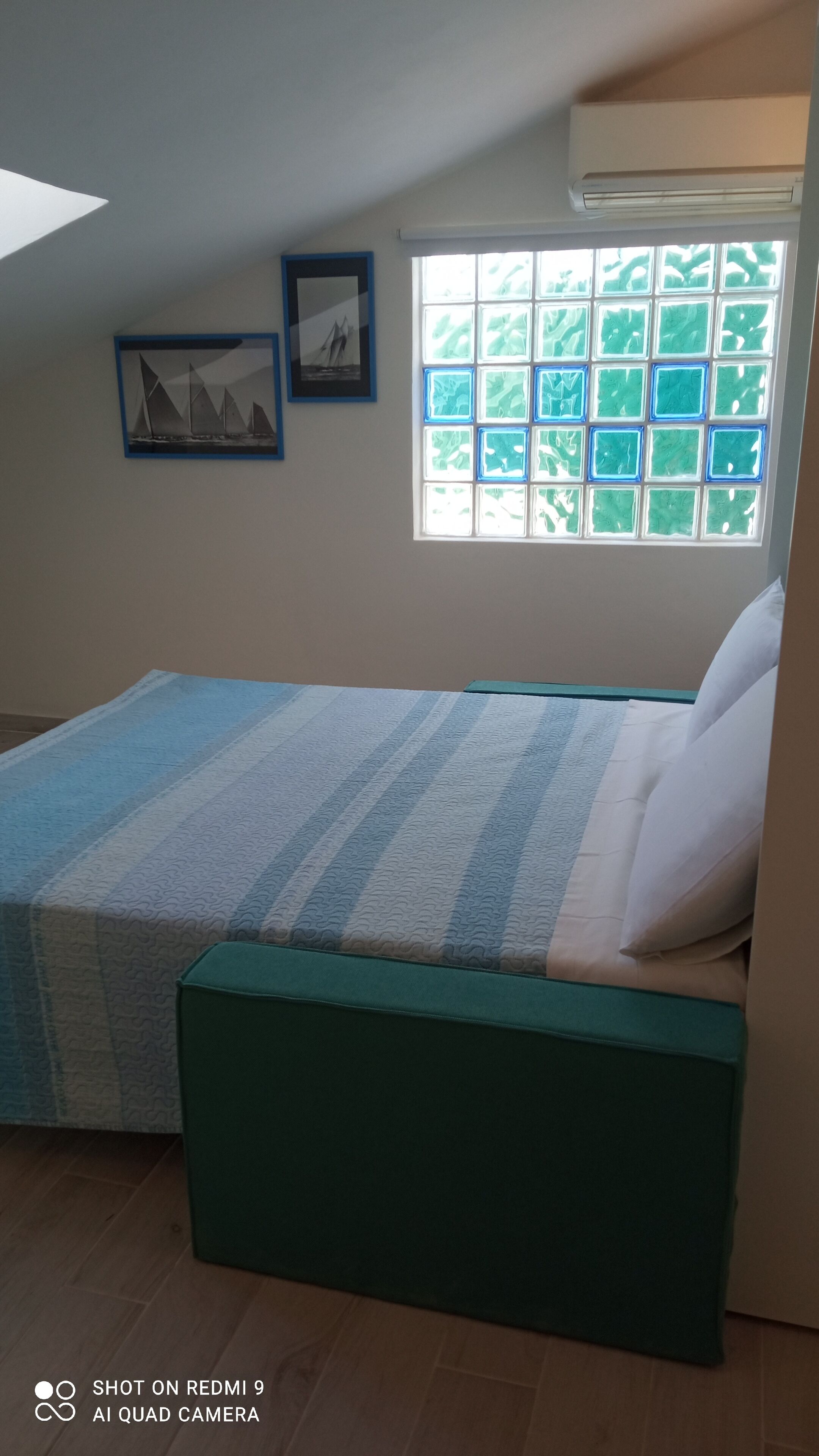 Attic studio in the central area close to all services