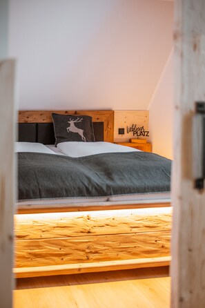 2 habitaciones, cuna de viaje, wifi gratis y ropa de cama 
