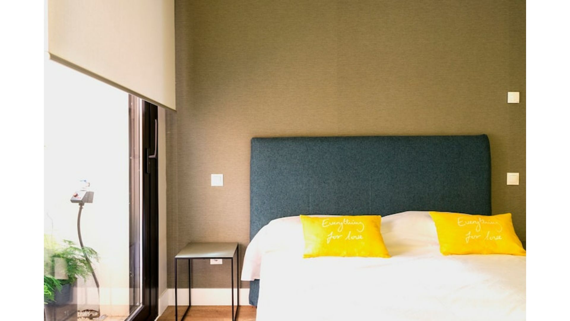 Spacious modern apartment with terrace