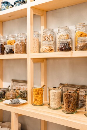Daily buffet breakfast for a fee - HENRI Hotel Kitzbühel (Kitzbuhel)