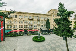 Habitación estándar con 2 camas individuales | Terraza o patio