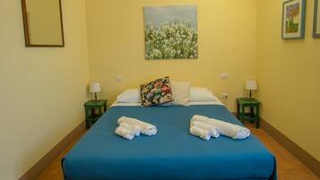 Classic-Doppel- oder -Zweibettzimmer | Hochwertige Bettwaren, Daunenbettdecken, Select-Comfort-Betten