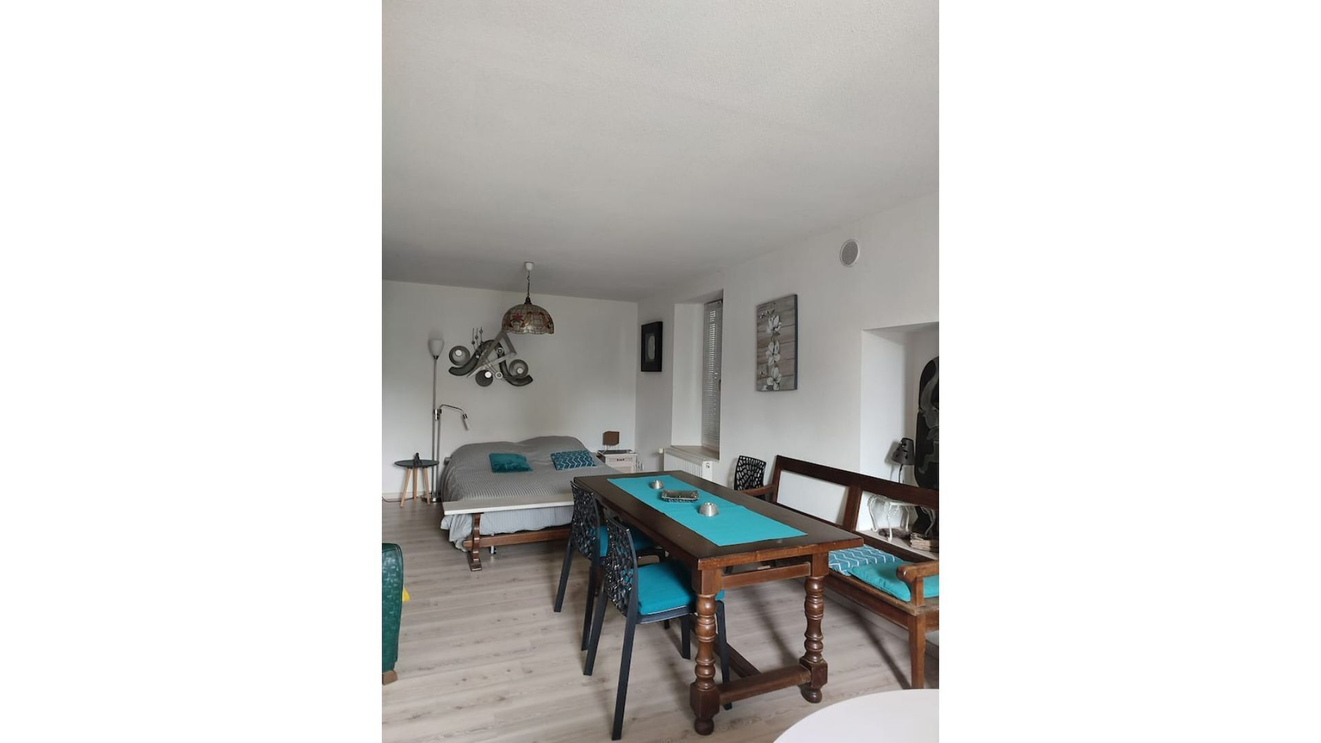 studio entrée indépendante dans maison de campagne