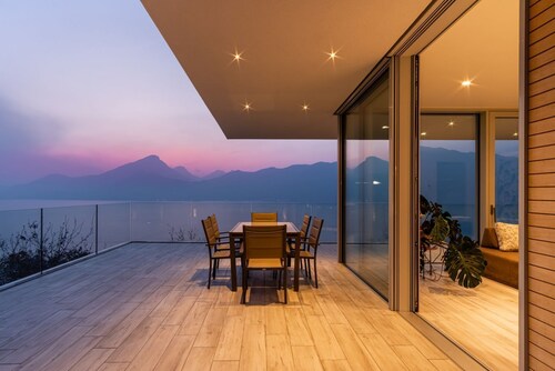 Dream view, infinity pool, privacy & nature. Villa