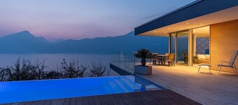 Dream view, infinity pool, privacy & nature. Villa