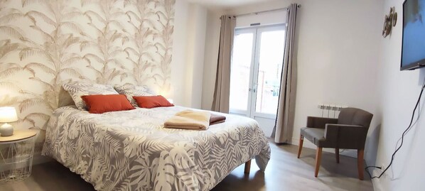 3 bedrooms, WiFi, bed sheets