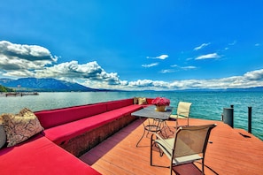 Outdoor dining - Lakefront Legacy luxury Lake Tahoe Estate Camp Richardson luxe01 (South Lake Tahoe)