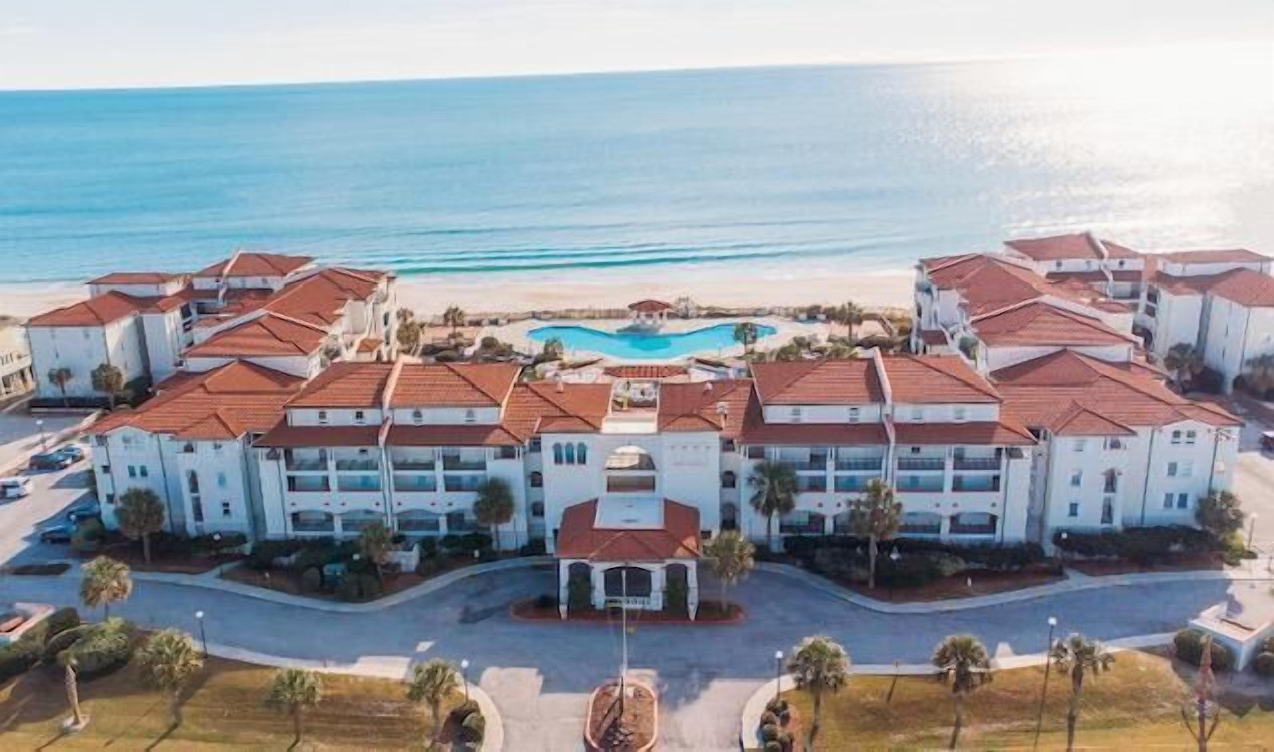 Villa Capriani 317B - Oceanfront Condo - Pool, Hot Tub, On-site Restaurant