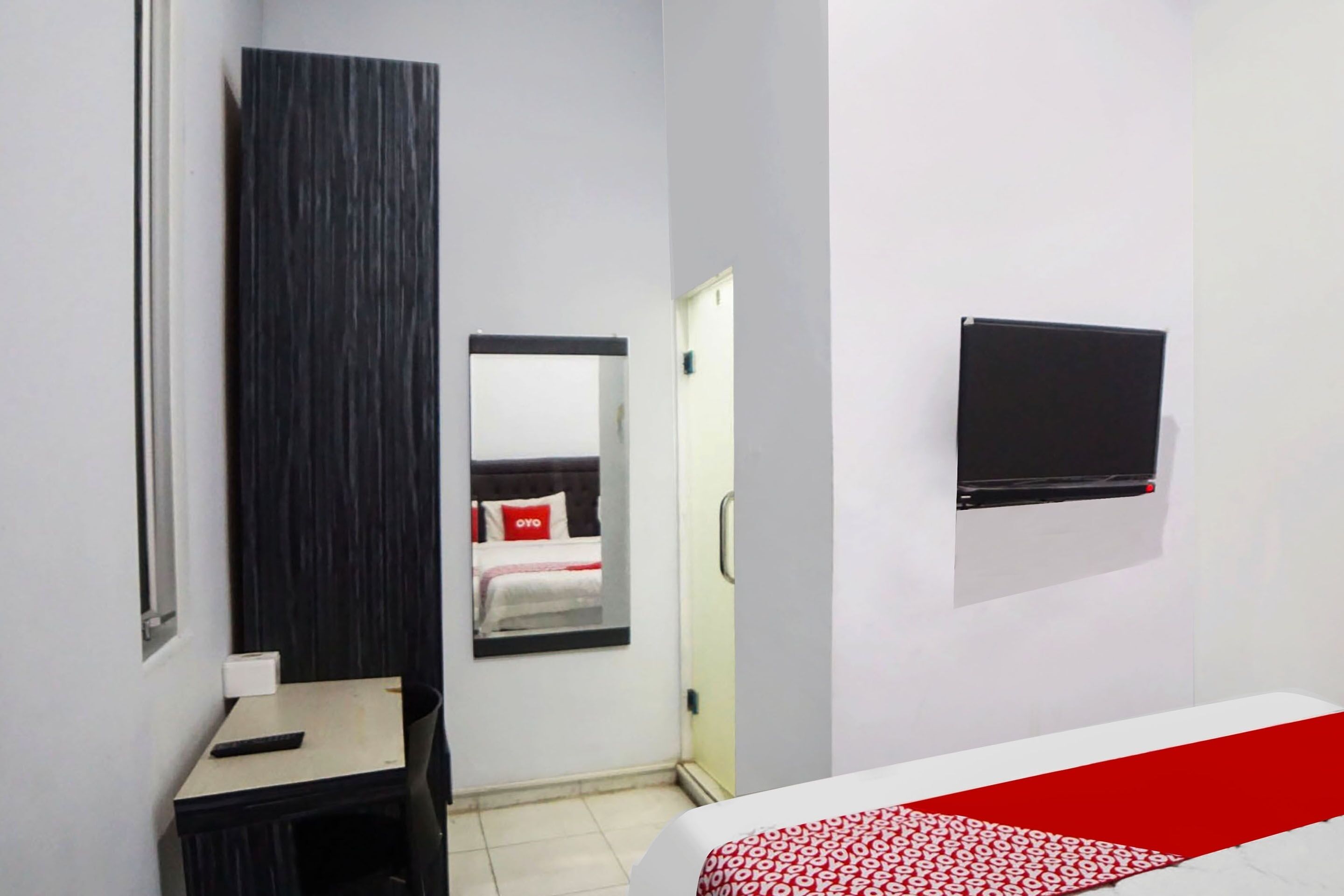 Standard Double Room | Desk, laptop workspace, free WiFi, bed sheets