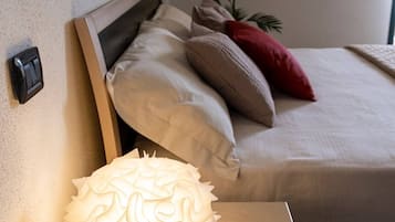 3 Schlafzimmer, BĂŒgeleisen/BĂŒgelbrett, kostenloses WLAN, BettwĂ€sche