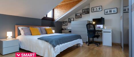 Bügeleisen/Bügelbrett, kostenloses WLAN, Bettwäsche