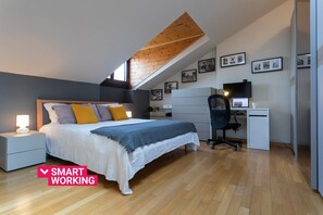 Bügeleisen/Bügelbrett, kostenloses WLAN, Bettwäsche
