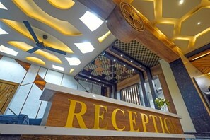 Reception - Hotel Alishaan (Ajmer)