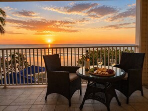 Outdoor dining - Luxury Oceanfront Vacation w/ Pool (Indian Rocks Beach)
