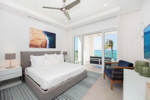 4 bedrooms, Egyptian cotton sheets, hypo-allergenic bedding, desk