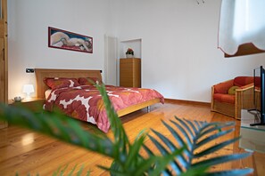 3 habitaciones, wifi gratis y ropa de cama 