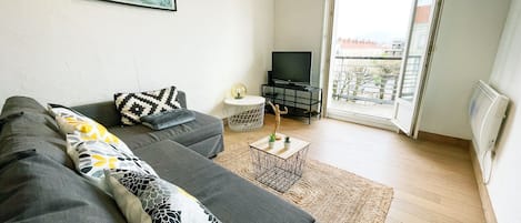 TV