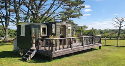 Woodstock Retreat Shepherd's Hut