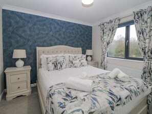 3 bedrooms, individually decorated, individually furnished, free WiFi