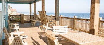 Beachfront, Private Pool, Prime Gulf Views