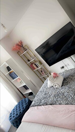 1 bedroom, iron/ironing board, free WiFi, bed sheets