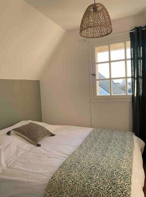 2 Schlafzimmer, Bügeleisen/Bügelbrett, kostenloses WLAN