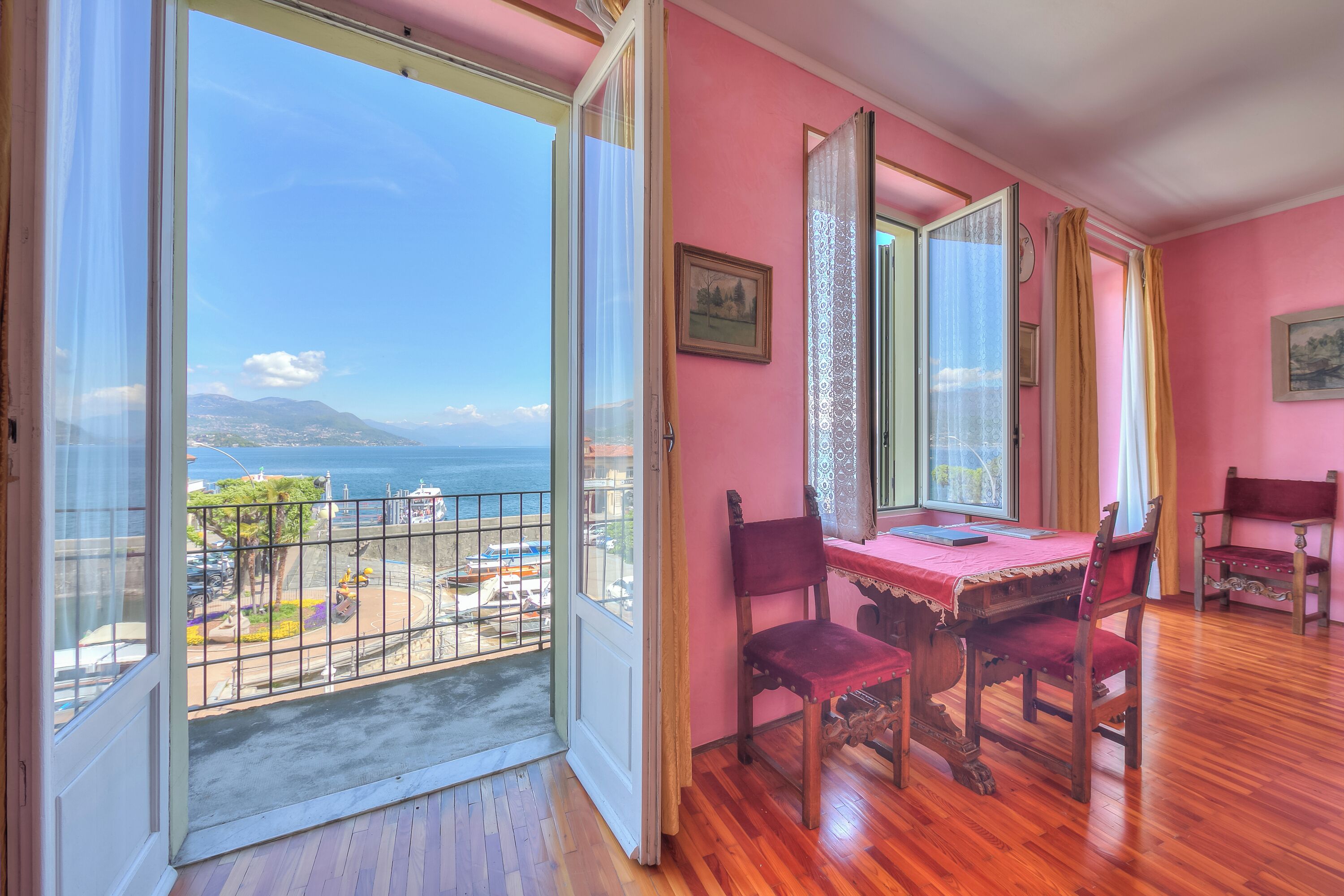 Appartement Familial, plusieurs chambres, en bord de lac (Il Porticciolo Stresa Stunning Lake) | Intérieur
