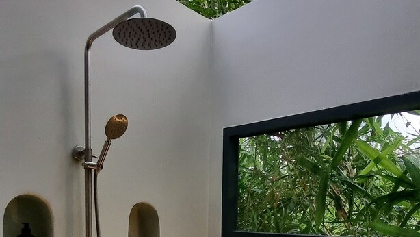 Exclusive Apartment, 1 King Bed with Sofa bed | Bathroom shower - Innerzen Riverside Homestay Ben Tre (Phu Khuong)