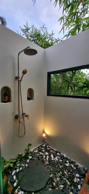 Exclusive-Apartment, 1 King-Bett und Schlafsofa | Dusche im Bad