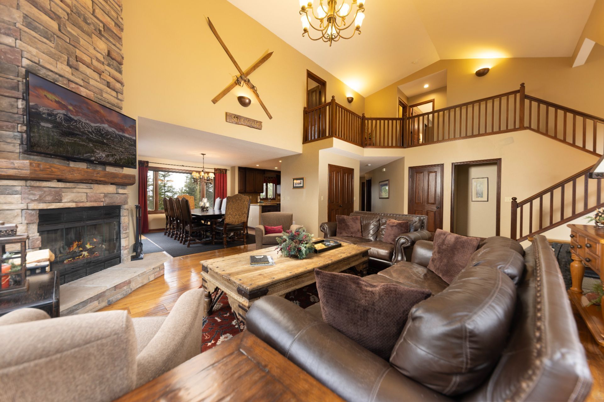 Grande Vista: Private Hot Tub, Mountain Views, Gas Grill, Foosball