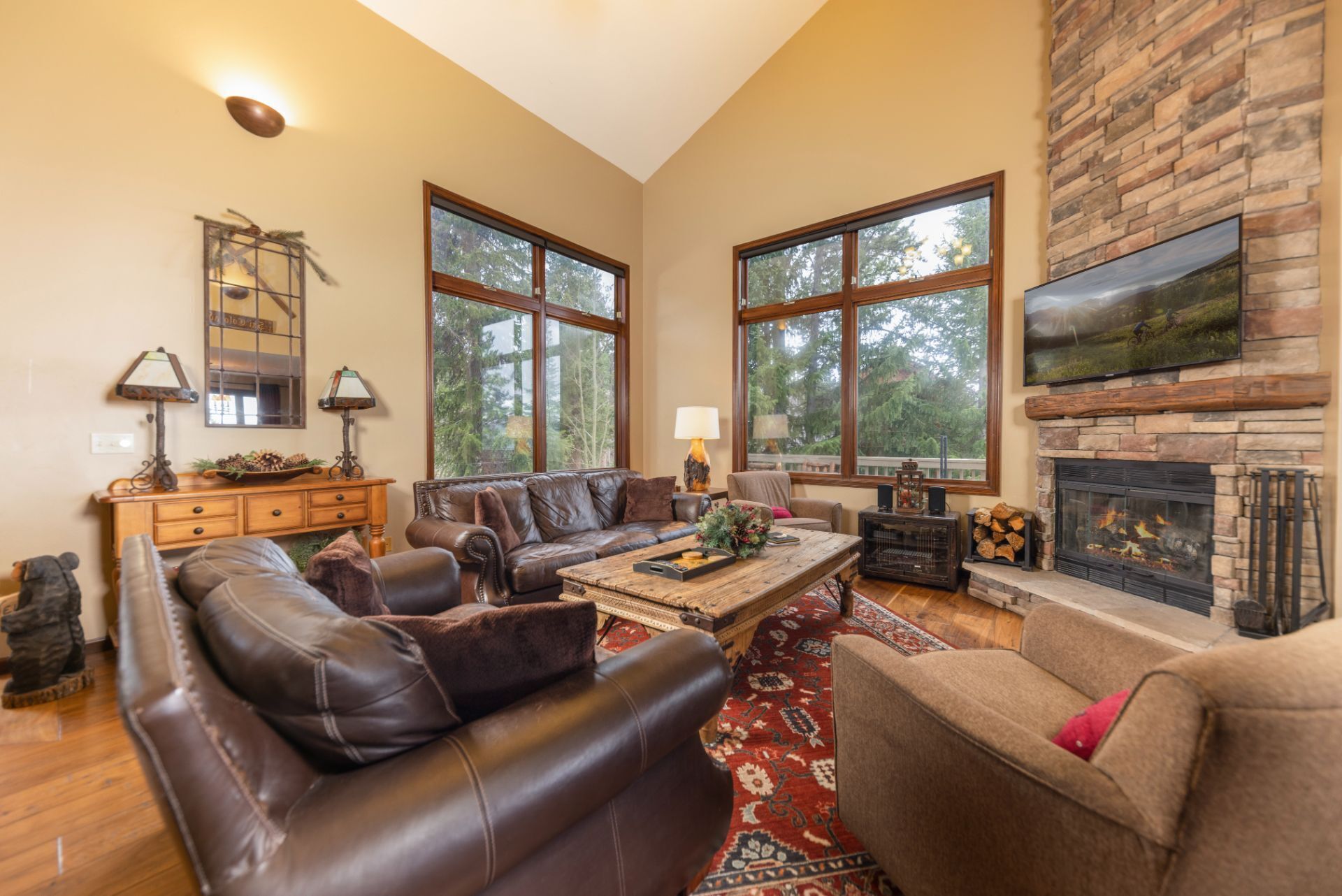 Grande Vista: Private Hot Tub, Mountain Views, Gas Grill, Foosball