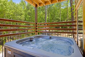 Bain à remous extérieur