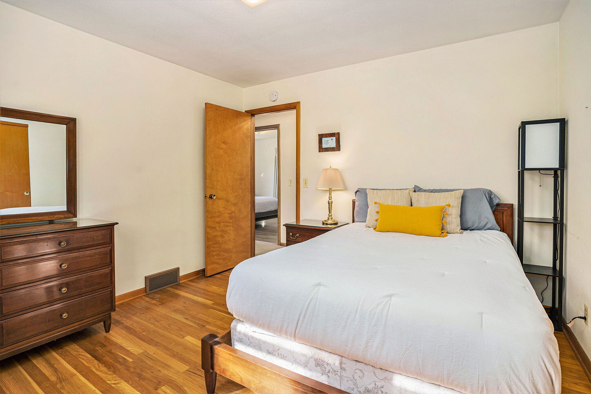 3 Bedroom Home near Beach