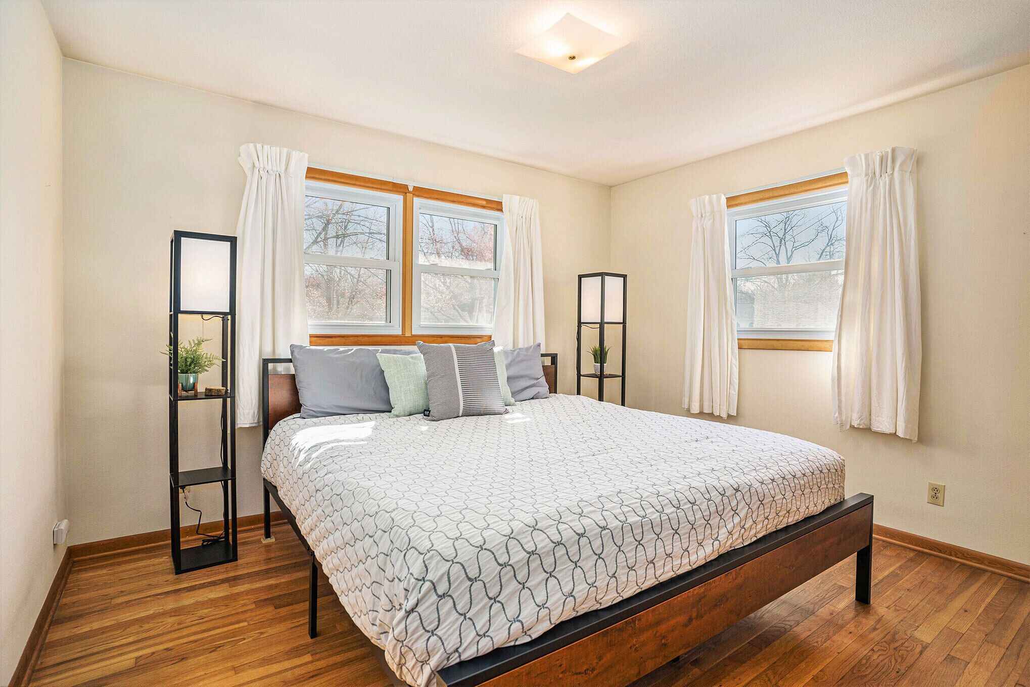 3 Bedroom Home near Beach