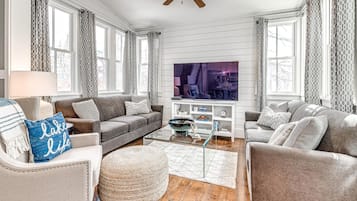 TV connectée, cheminée