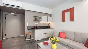Superior Suite | Private kitchenette | Espresso maker, coffee/tea maker, mini-fridge, microwave