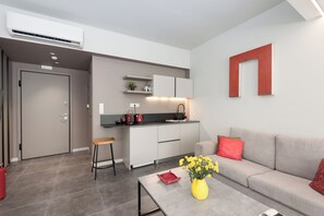 Private kitchenette - M17 Studios & Suites (Athens)