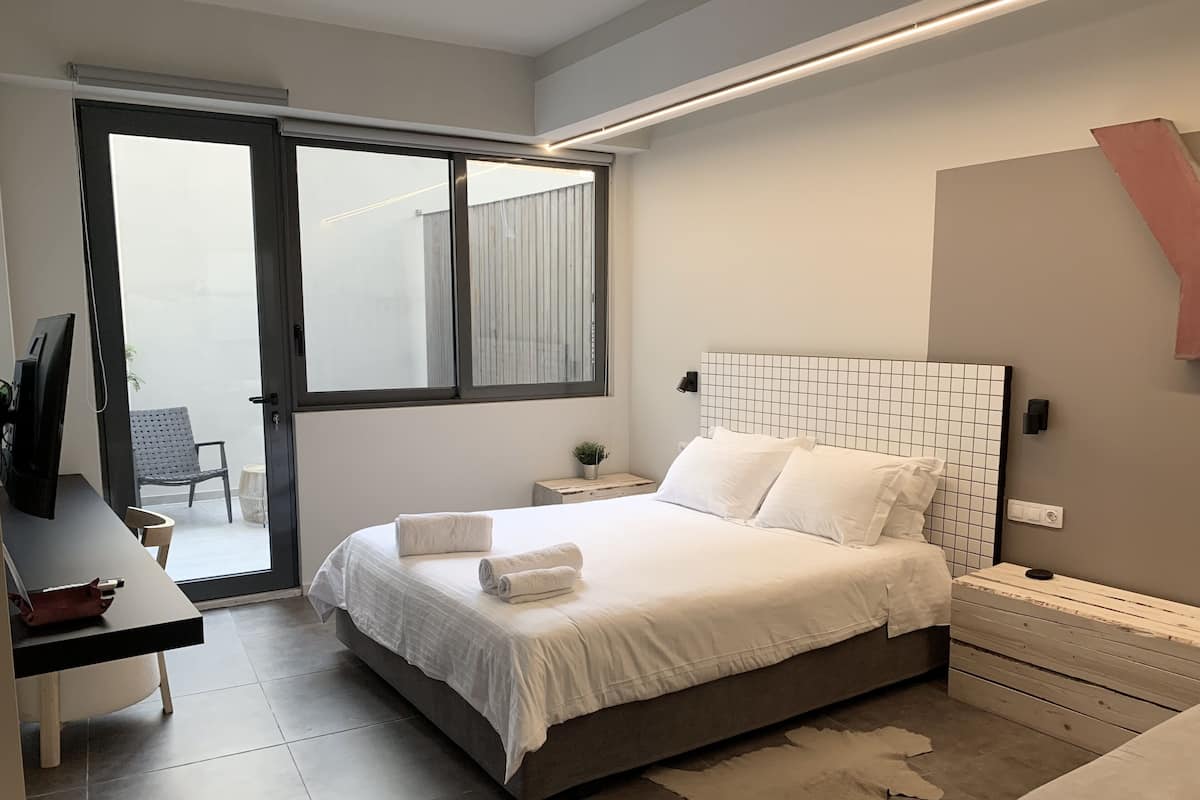 Deluxe Triple Room | Premium bedding, down comforters, individually decorated