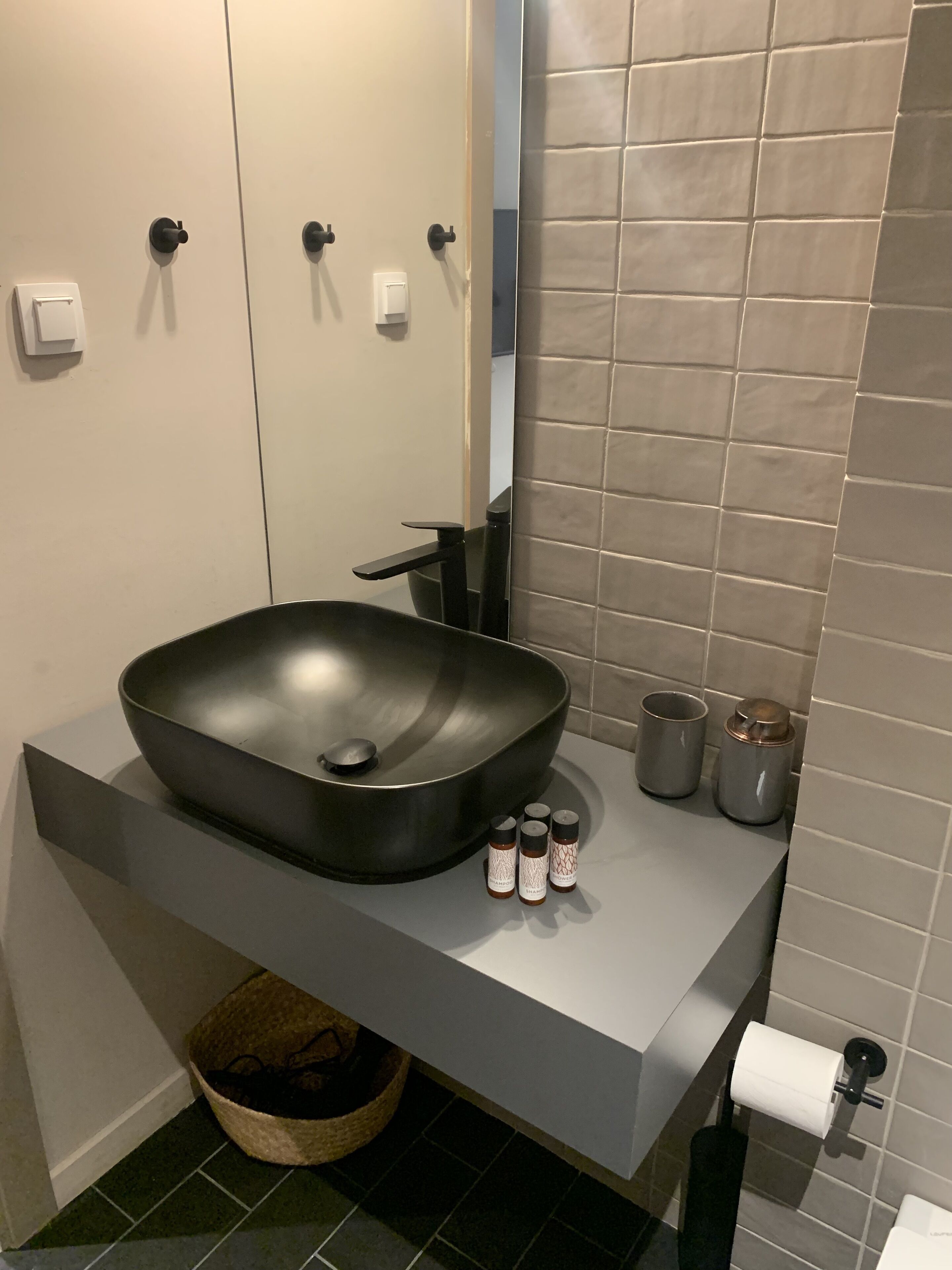 M17 Studios & Suites